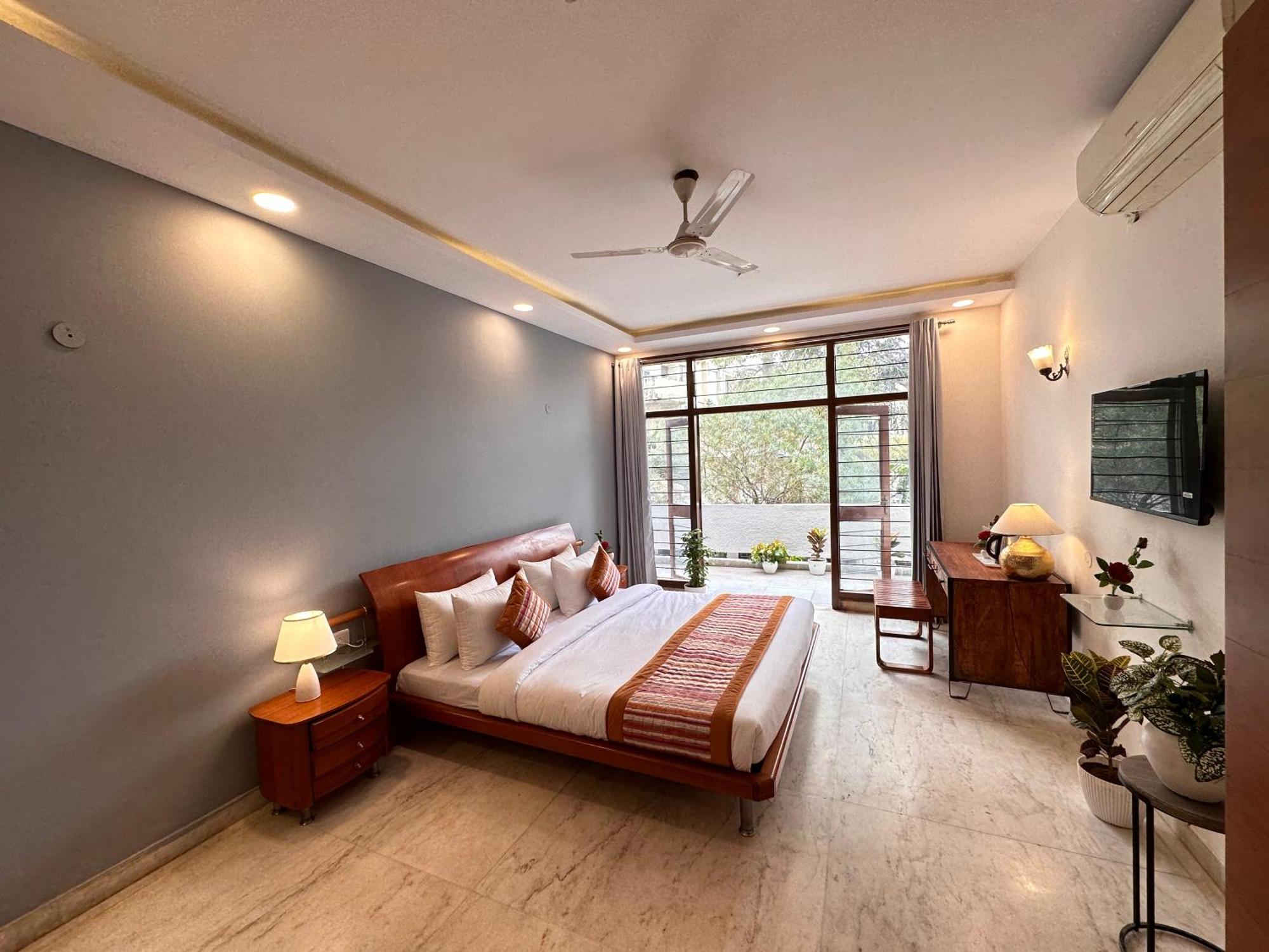 Grove Residency Hauz Khas New Delhi Couple Friendly Hotel Exterior photo