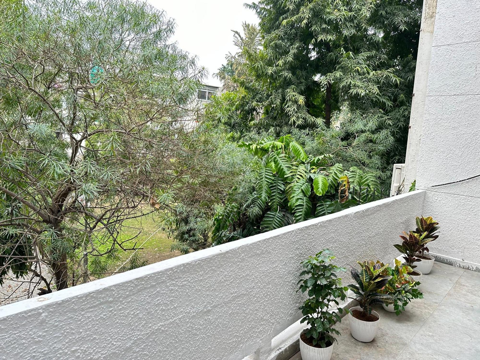 Grove Residency Hauz Khas New Delhi Couple Friendly Hotel Exterior photo