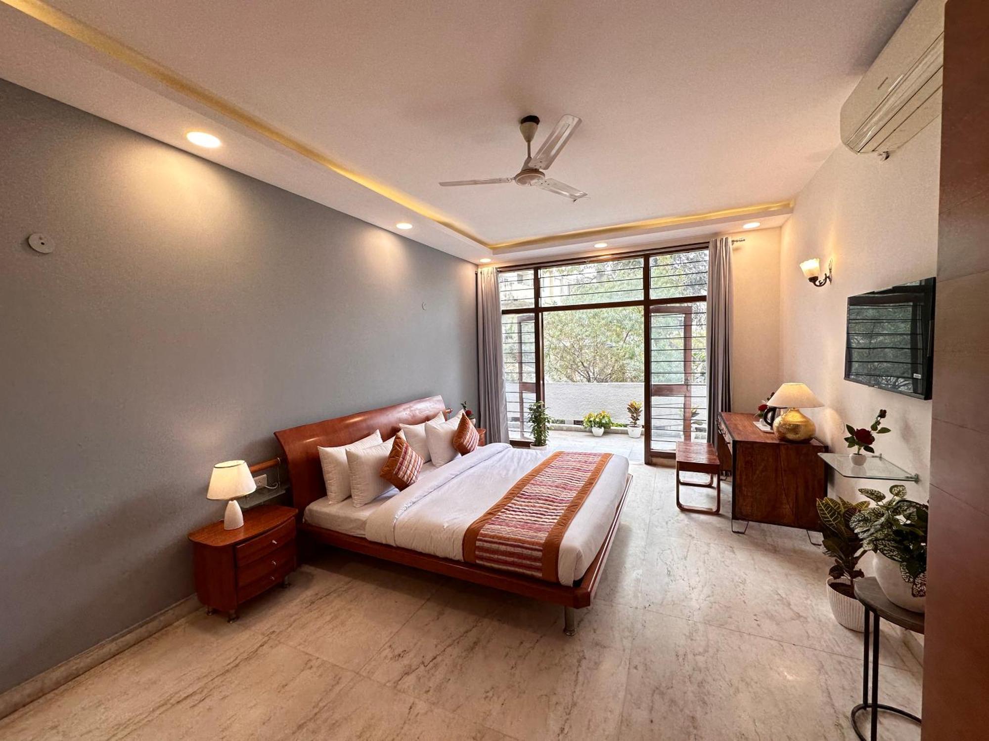 Grove Residency Hauz Khas New Delhi Couple Friendly Hotel Exterior photo