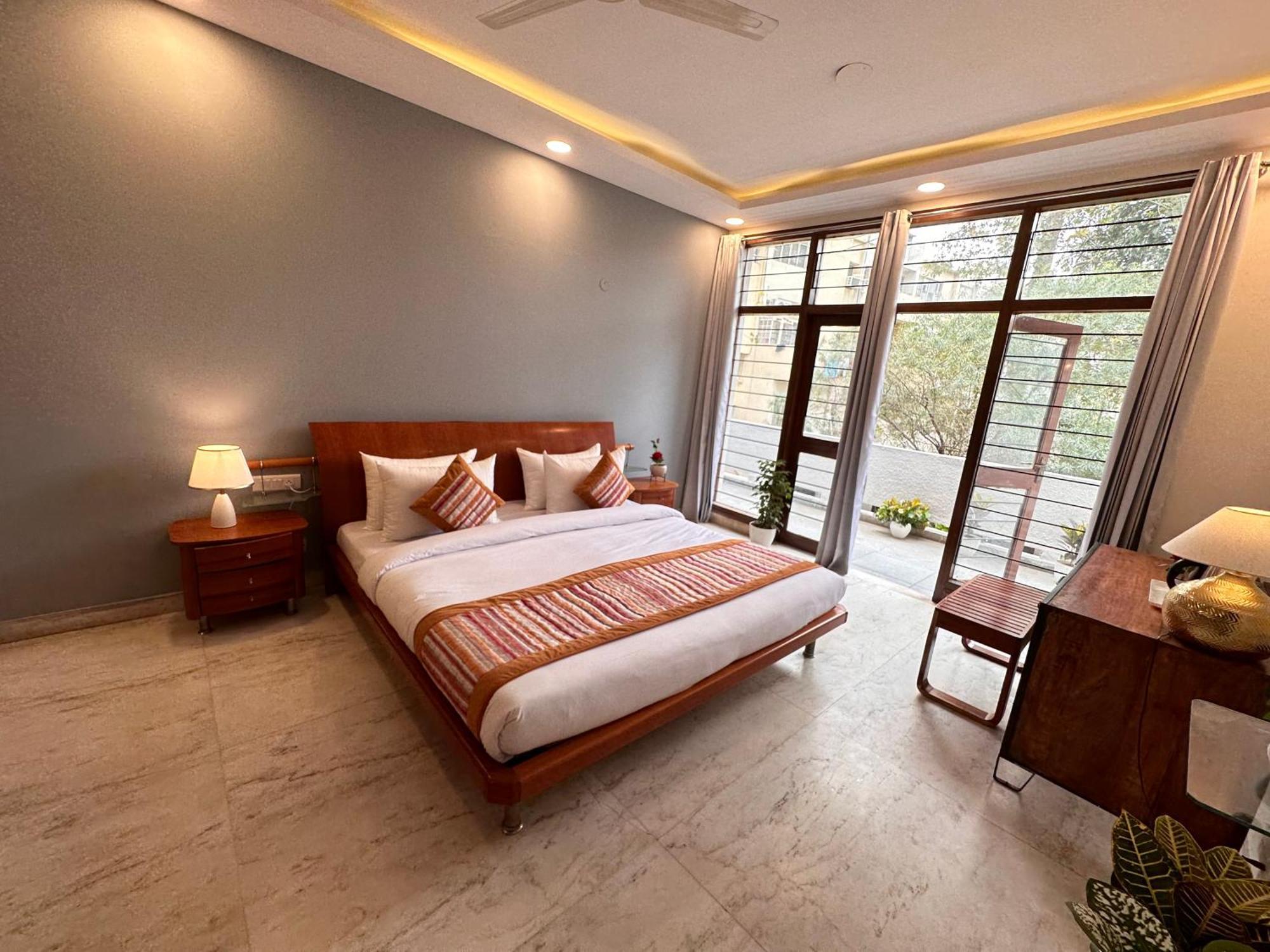 Grove Residency Hauz Khas New Delhi Couple Friendly Hotel Exterior photo