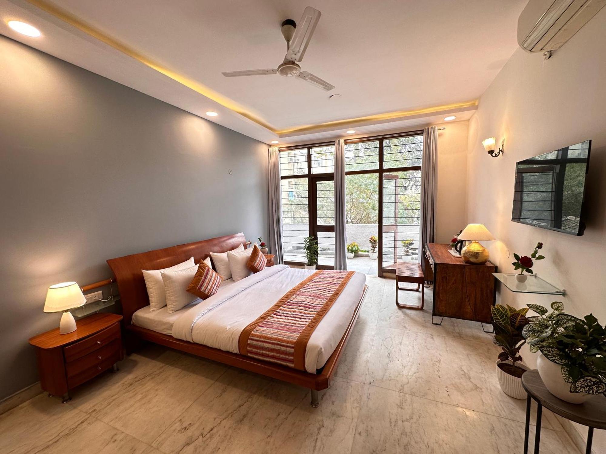 Grove Residency Hauz Khas New Delhi Couple Friendly Hotel Exterior photo